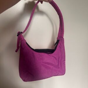 Baggu Fuchsia Shoulder Bag